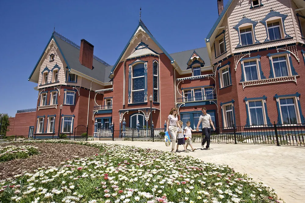 PortAventura Hotel Lucy's Mansion: Unlimited Park Access & Express Passes Salou