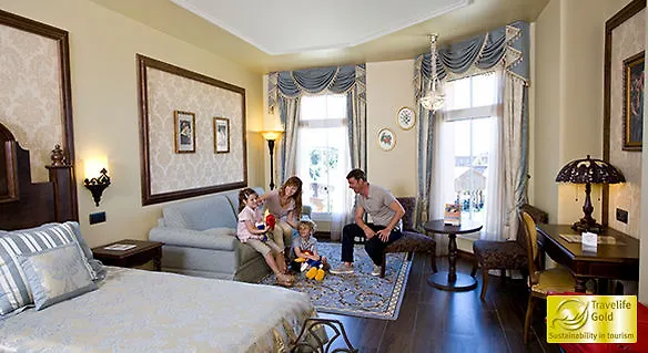 PortAventura Hotel Lucy's Mansion: Unlimited Park Access & Express Passes Salou