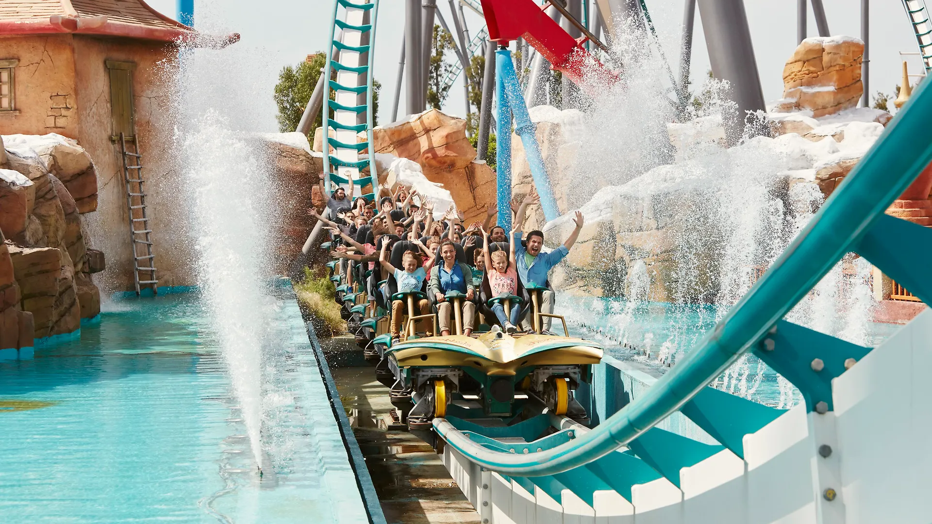 Portaventura Hotel Lucy'S Mansion - Includes Unlimited Access & Express Wristband To Portaventura Park & Ferrari Land 萨洛
